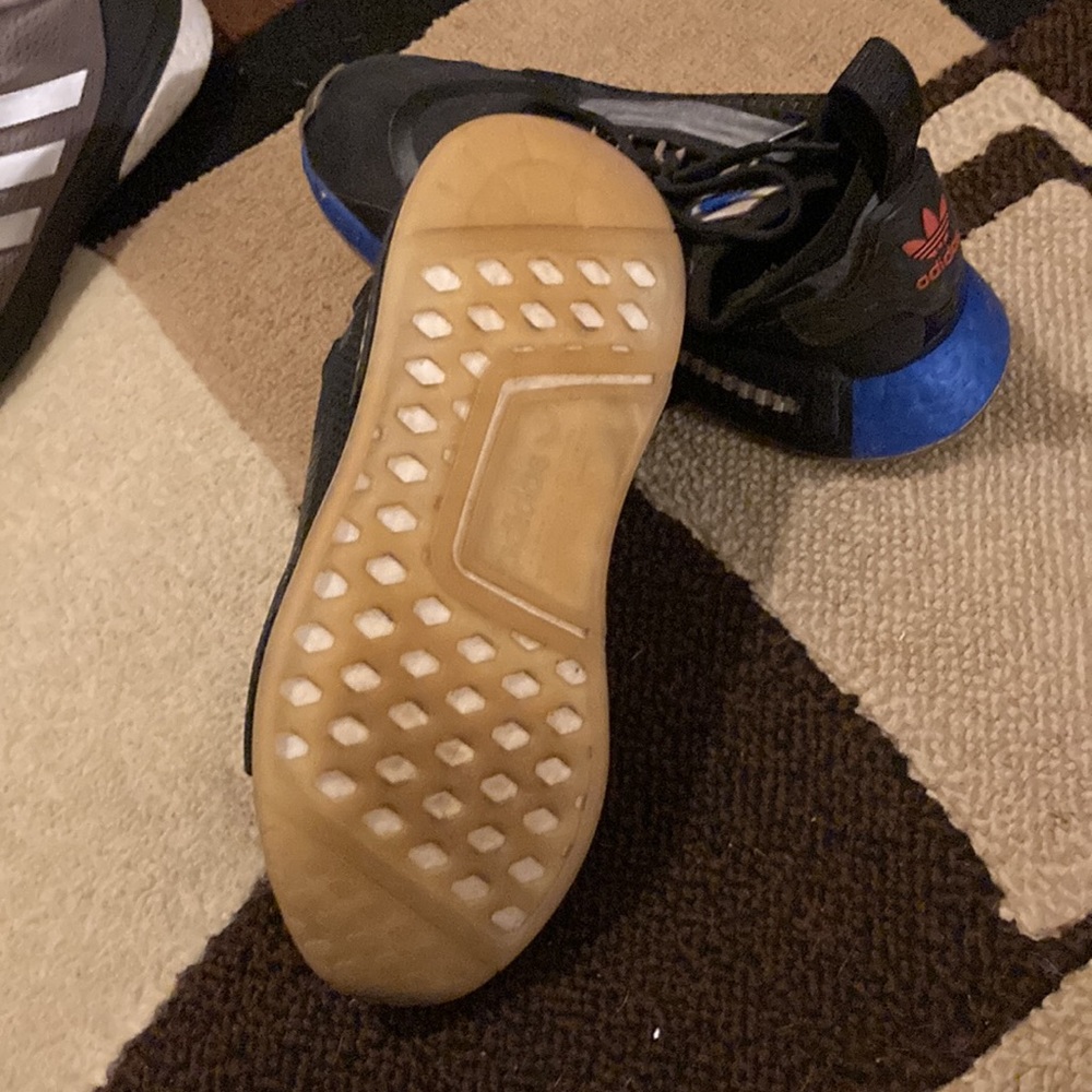 adidas nmd U.S size 6 - Picture 4 of 4